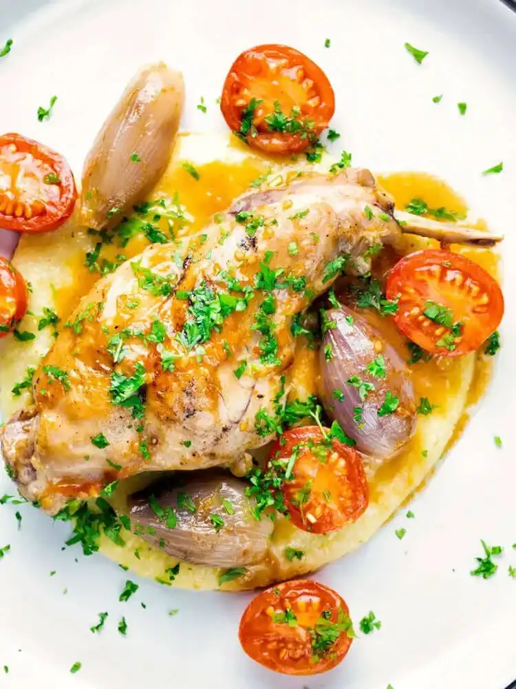 14 Rabbit Recipes that will Make your Mouth Water 6 Classic rabbit cacciatore with bell peppers, tomatoes, and herbs.