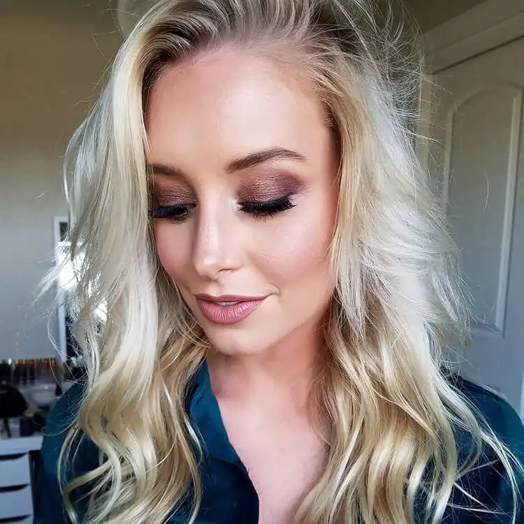 15 Halloween Makeup Ideas for Women - Easy Deer Makeup 2 Close-up of eye makeup featuring blended mauve and brown eyeshadows, suitable for a mystical Halloween character.