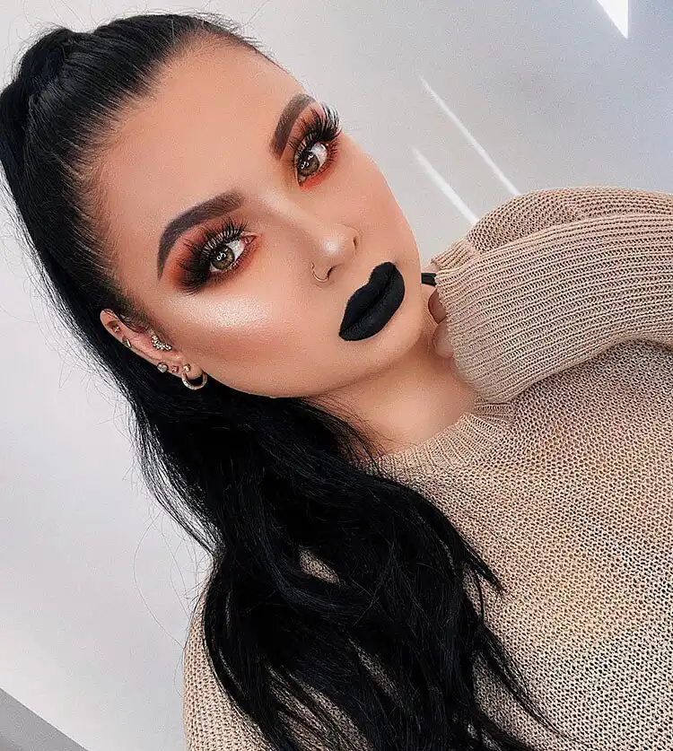 15 Halloween Makeup Ideas for Women - Easy Deer Makeup 12 Creative fall eyeshadow design with unique blending and artistic elements suitable for Halloween.