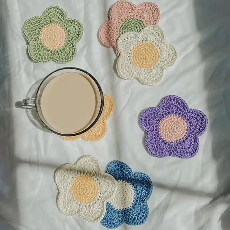 Beginner-friendly crochet daisy flower coaster in white and yellow