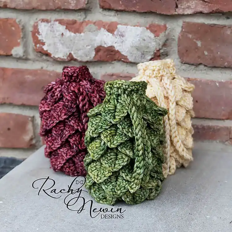 Mother of Dragons Dice Bag featuring a tight crocodile stitch in deep colors