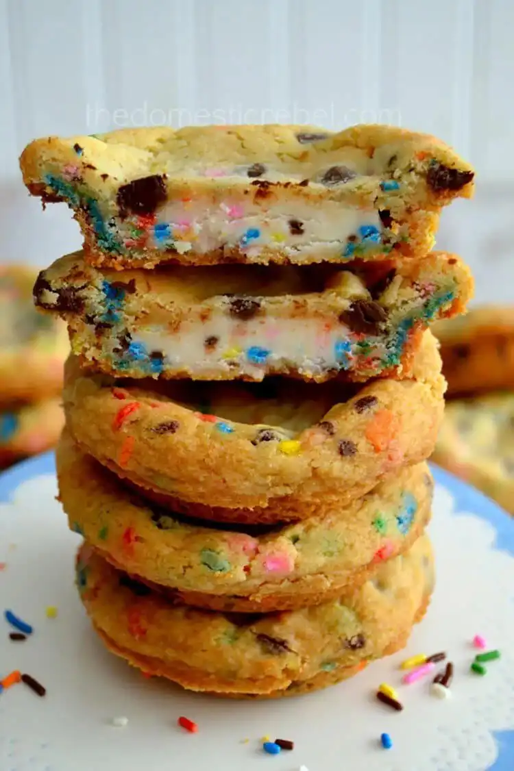 Deep Dish Cake Batter Cookies, gooey and filled with frosting, ready to be eaten.