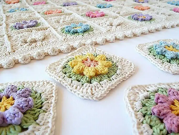 Stunning Primavera Flowers Granny Square for charming projects