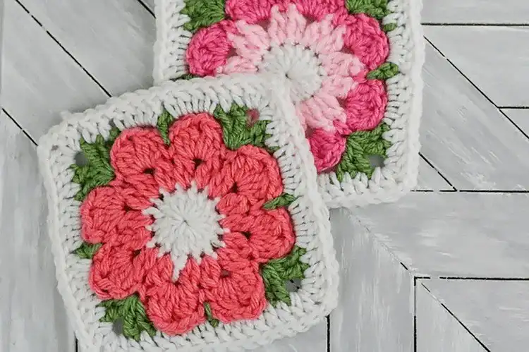 Beautiful Eight Petal Flower Granny Square in soft colors