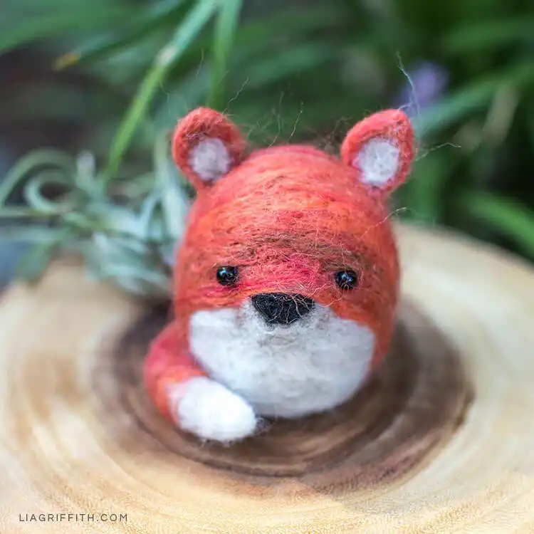 Best Needle Felting Ideas, Kits, and DIY Tutorials 10 Needle felted scene featuring mushrooms and forest floor elements, demonstrating scene building techniques