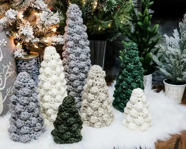 Classic evergreen crochet Christmas tree, standing tall with simple stitches and a traditional look.