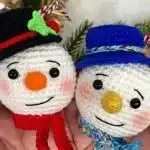 Personalized Christmas Baubles – Custom & Free Crochet Ornament Patterns 5 A festive array of crocheted Christmas Baubles, including a gingerbread man, snowman, and reindeer, showcasing diverse designs for tree decor.