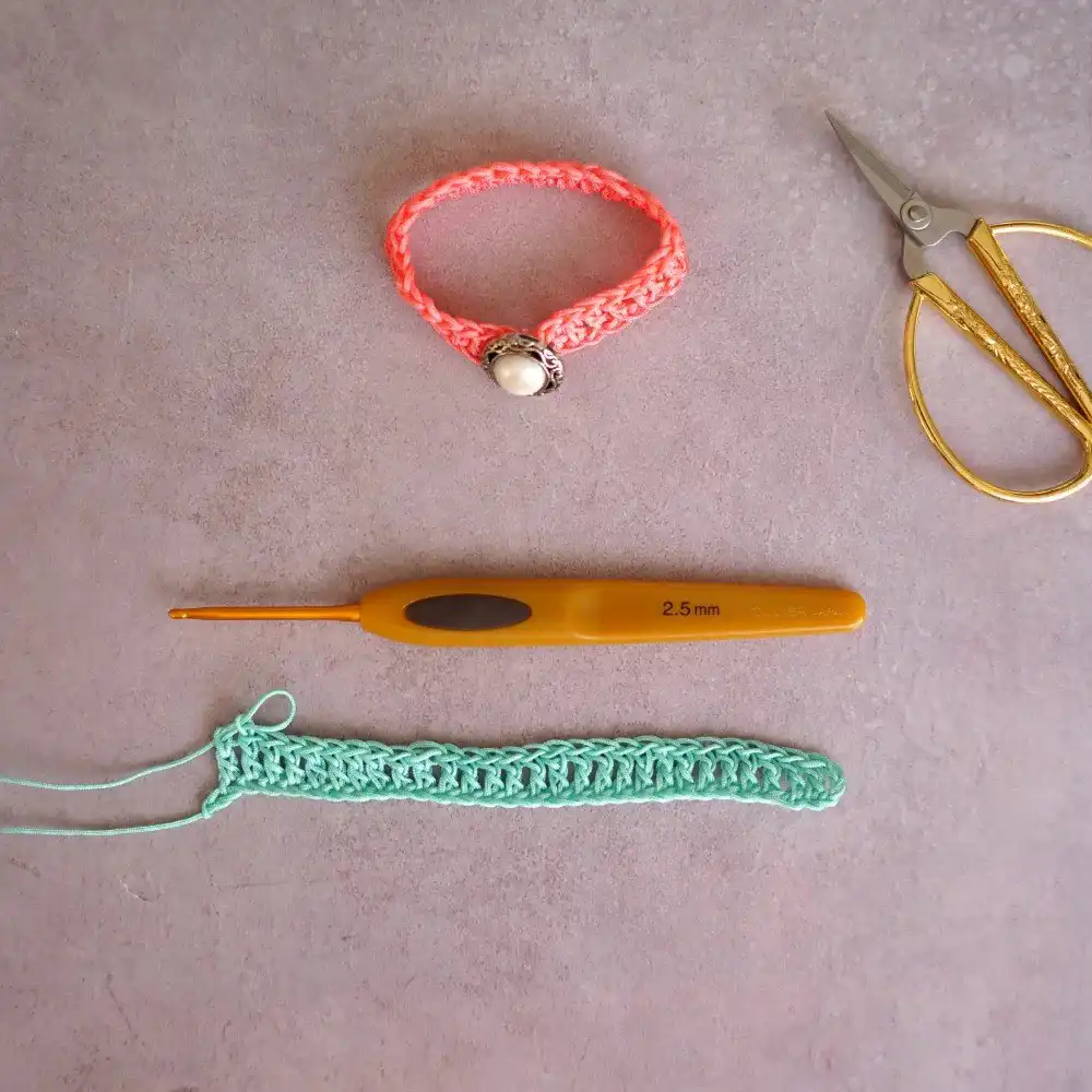 A step-by-step visual of creating a Single Crochet Friendship Bracelet, from initial stitches to the final worn piece.